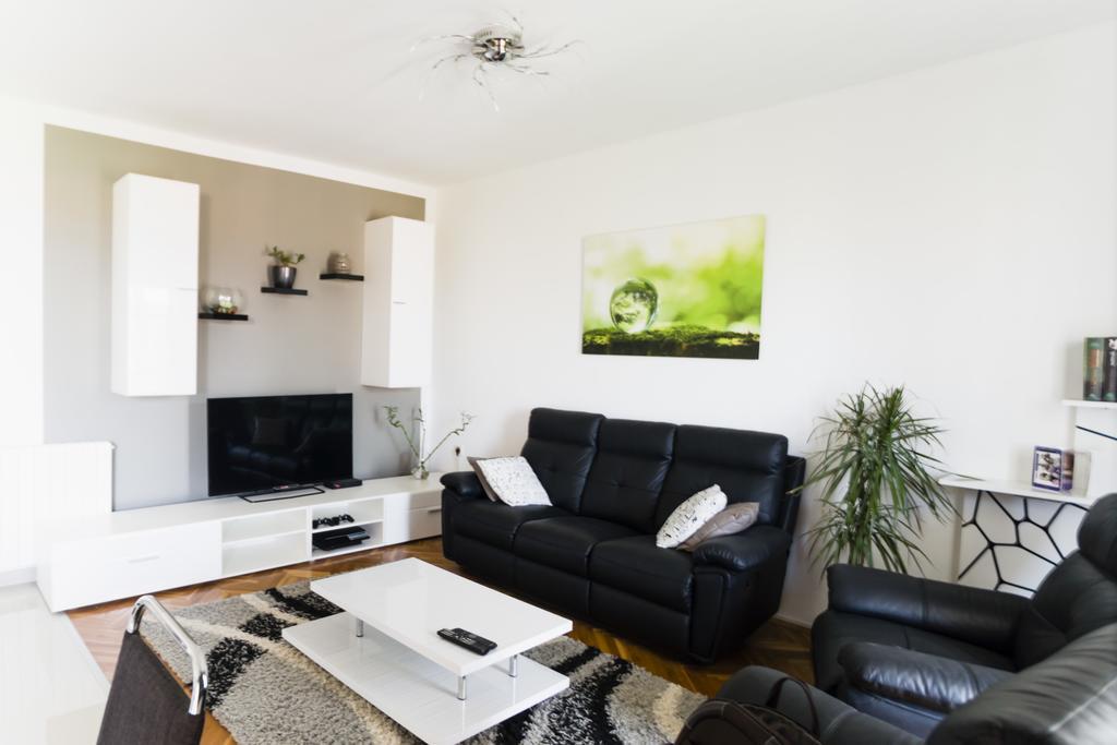 Goga Apartment