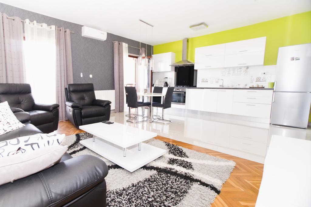 Apartment Goga *